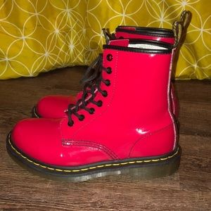Red Dr. Marten’s size 7